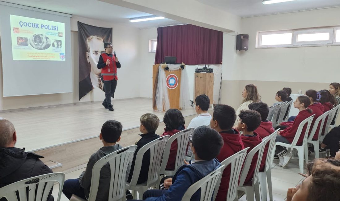 Bandırma’da Okul Çevrelerinde Güvenlik ve Trafik Denetimi Bandırma İlçe Emniyet Müdürlüğü ekipleri, Kasım ayı boyunca eğitim-öğretim döneminin