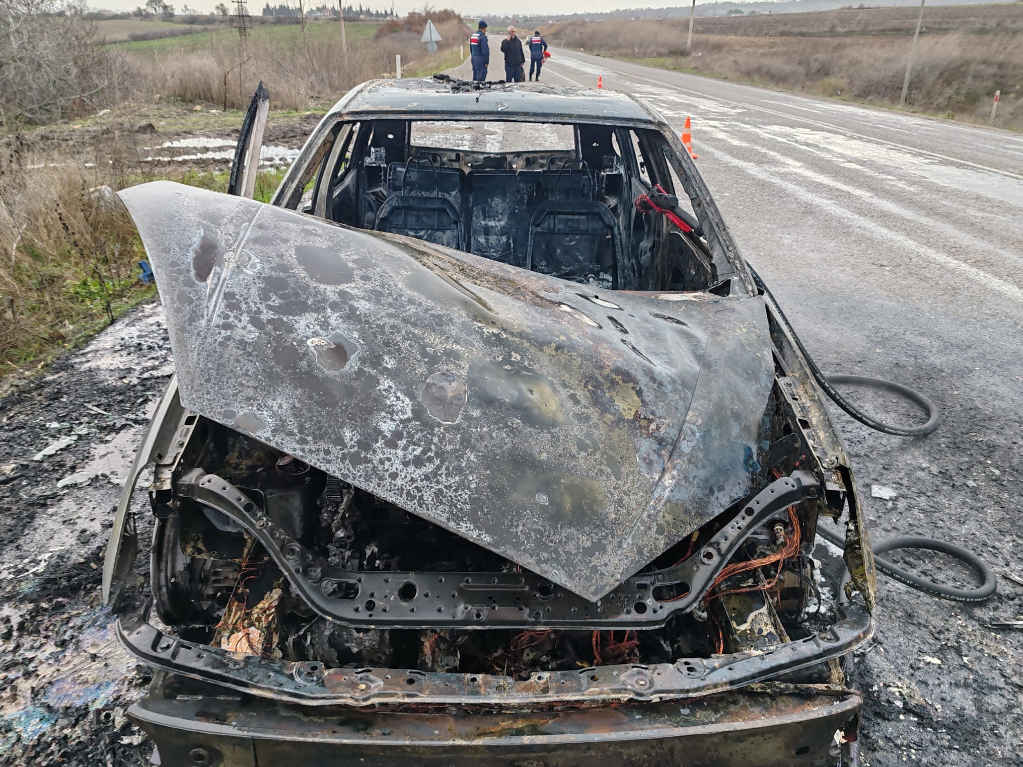 Balıkesir'in Manyas ilçesi Akçaova ile Gönen ilçesi Bayramiç Mahalleleri arasında,