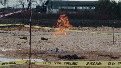 Bursa’nın Karacabey ilçesinde bir ketçap fabrikasının depo kısmında zemin etüdü