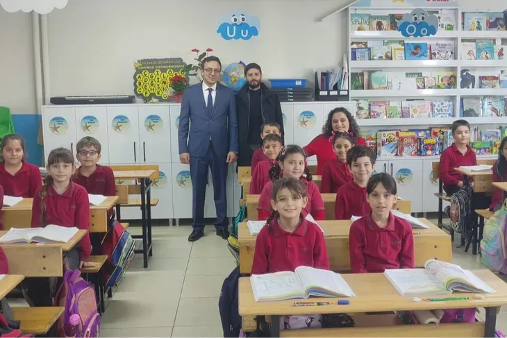 Bandırma İlçe Milli Eğitim Müdürü Mutlu Aslan, 17 Eylül İlkokulu’nu
