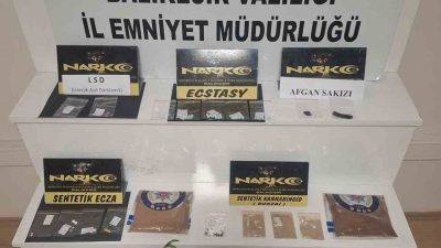 Balıkesir’de polis ekipleri tarafından yapılan operasyonda bir kiloyu aşkın bonzai