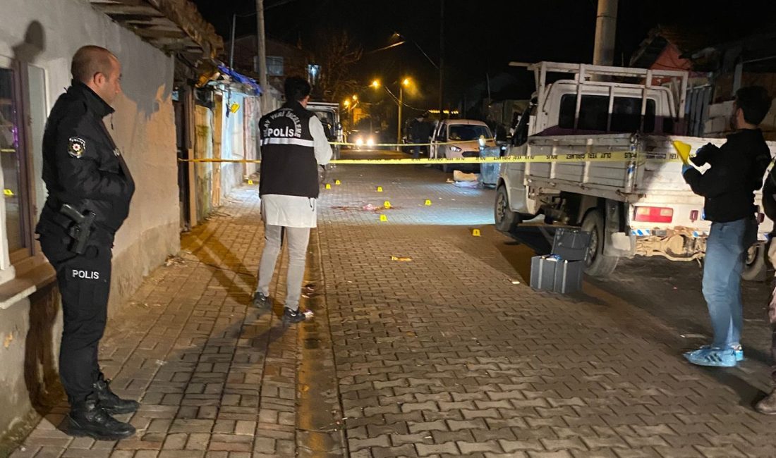 Gönen’de silahlı saldırı: 1 kişi hayatını kaybetti, 7 gözaltı Gönen'in Reşadiye Mahallesi'nde meydana gelen silahlı saldırıda bir kişi hayatını
