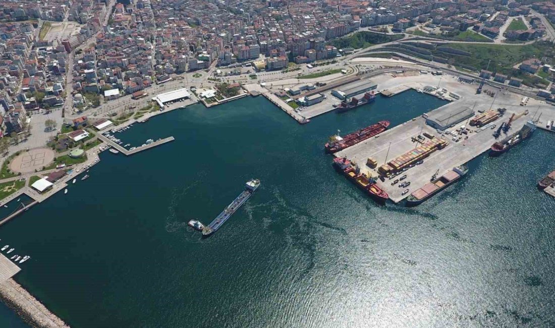 Bandırma Gümrüğü 2024’te 2 milyar 312 milyon TL rekor tahsilat yaptı Bandırma Gümrük Müdürlüğü, 2024’te toplam 1 milyar 966 milyon dolarlık