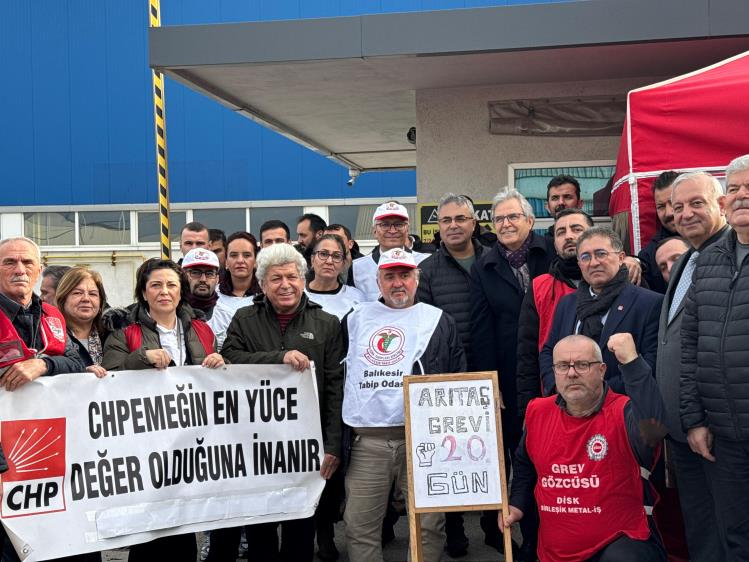 Arıtaş fabrikasında grev 20’nci gününde: Başkan Mirza işçilerle dayanışma mesajı verdi Balıkesir'in Bandırma ilçesinde, Türkiye Metal Sanayicileri Sendikası'nın (MESS) yüzde 40