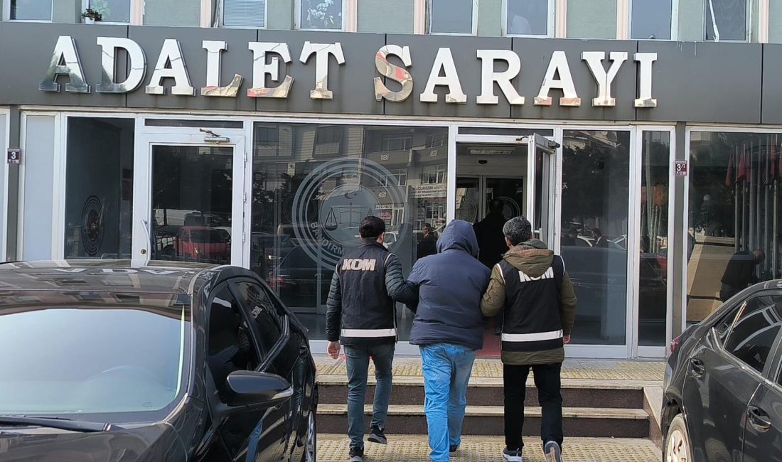 Erdek’te FETÖ Operasyonu: Firari Hükümlü Yakalandı Bandırma KOM ekipleri, 07 Ocak 2025 tarihinde Erdek ilçesinde gerçekleştirdikleri