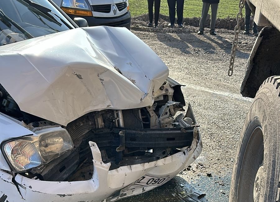 Gönen – Manyas Yolu Akçaova Mevkisinde Trafik Kazası: 1 Yaralı Balıkesir'in Gönen ile Manyas illeri arasında bulunan Akçaova mevkisinde meydana