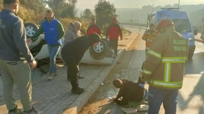 Balıkesir'in Bandırma ilçesinde Liman yolu üzerinde meydana gelen trafik kazasında,