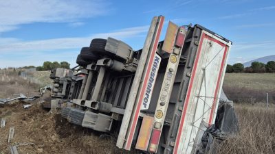 İstanbul-İzmir Otoyolu İstanbul istikametinde, Balıkesir’in Susurluk ilçesi Balıklıdere mevkiinde meydana