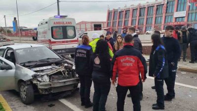Balıkesir’in Bandırma ilçesinde kazaların sıkça yaşandığı Korozman Kavşağı, bir kez