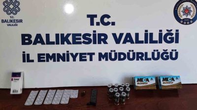 Balıkesir’in Bandırma ilçesinde 7 adrese yapılan asayiş operasyonlarında 5 şüpheli