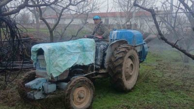 Balıkesir’in Karesi ilçesinde elektronik tamiri yapan serviste meydana gelen yangın