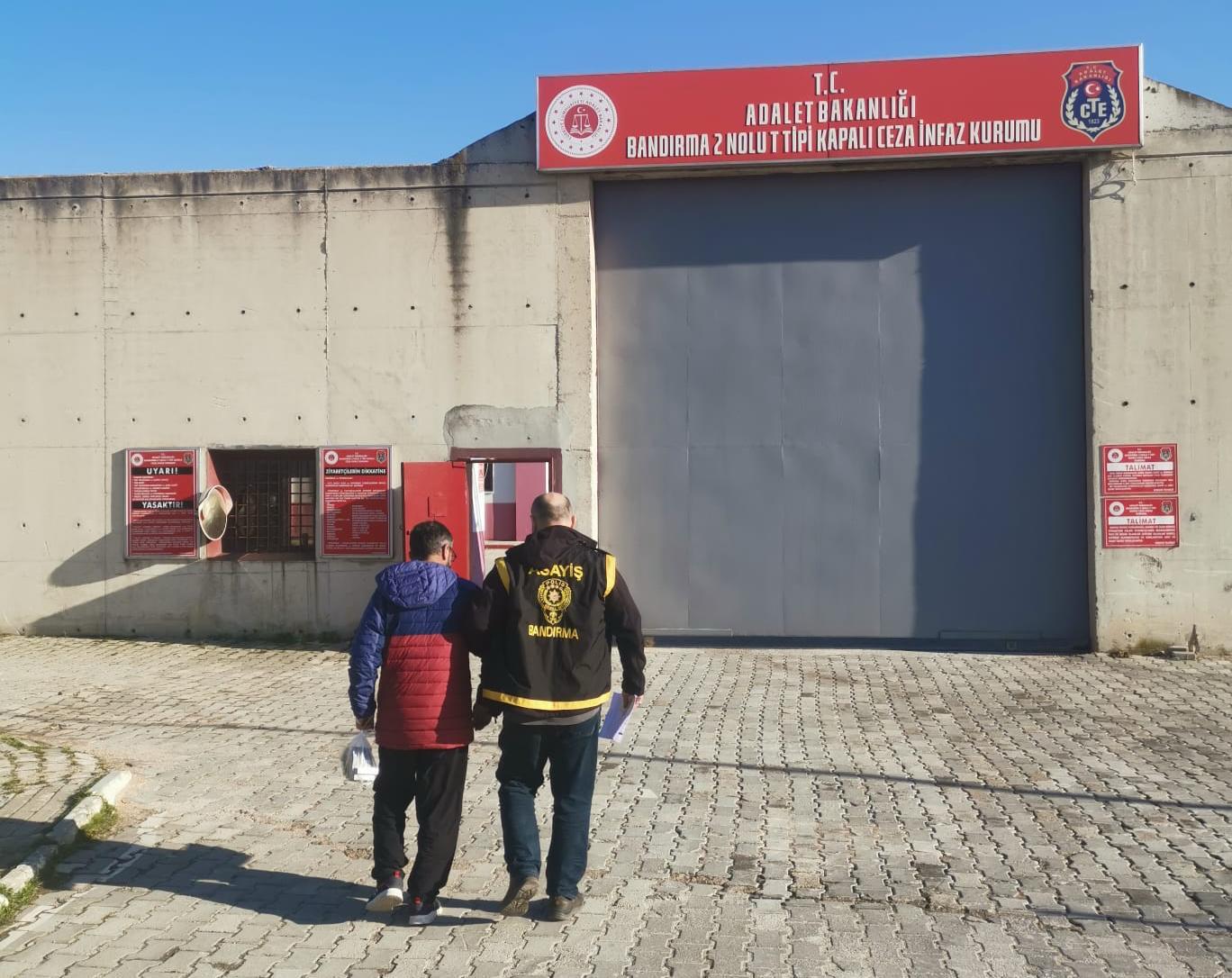  Balıkesir'in Bandırma ilçesinde, İlçe Emniyet Müdürlüğü Asayiş Büro Amirliği