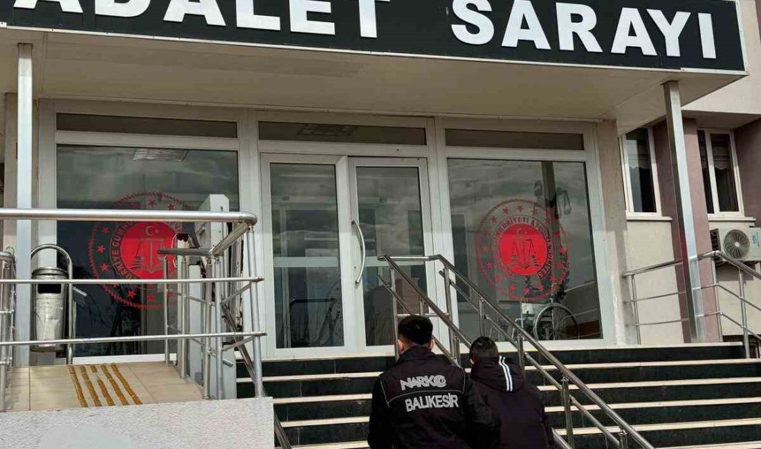 Ayvalık’ta 16 yıl kesinleşmiş hapis cezası olan uyuşturucu satıcısı yakalandı Balıkesir’in Ayvalık ilçesinde uyuşturucu ticareti suçundan hakkında 16 yıl