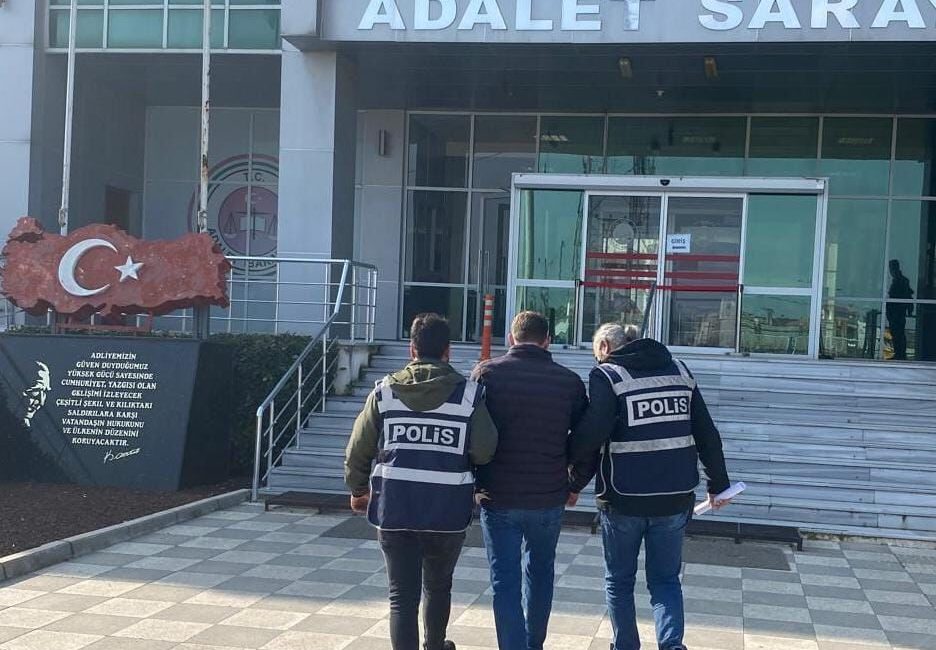 Silahla yağma suçundan 9 yıl 7 ay kesinleşmiş hapis cezası