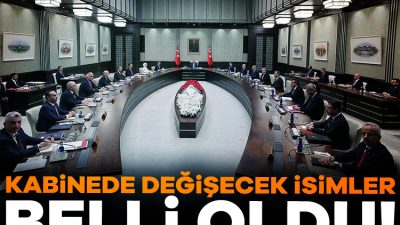 Bakanlar Kurulu'nda değişim rüzgarları esmeye başladı, siyaset kulisleri hareketlendi. Cumhurbaşkanı