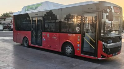 Balıkesir Büyükşehir Belediyesi’nin ulaşıma yaptığı zammın ardından öğretmenlerin ilçeler arası