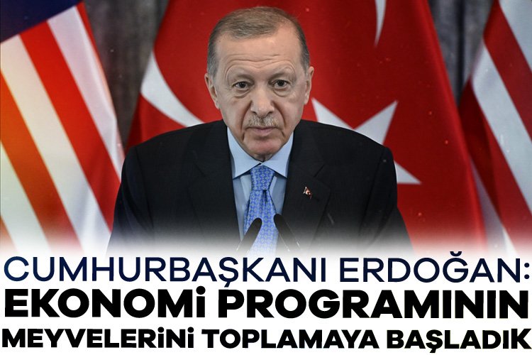 Cumhurbaşkanı Erdoğan: Ekonomi programının meyvelerini toplamaya başladık "Türkiye-Malezya İş Forumu"nda konuşan Cumhurbaşkanı Erdoğan, "Yüzde 5 büyümeyi yakalayan