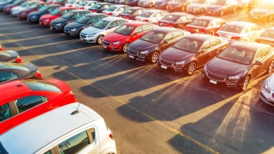 Ticaret Bakanlığı'nın fahiş fiyat ve stokçuluğa yönelik denetimlerinden ceza yağdı.