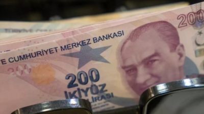 Almanya'da asgari ücret belirleme modelinde beş yılda bir yeniden atandığı