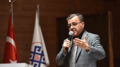 Altıeylül Belediye Başkanı Hakan Şehirli, memur çalışma arkadaşlarına yönelik önemli