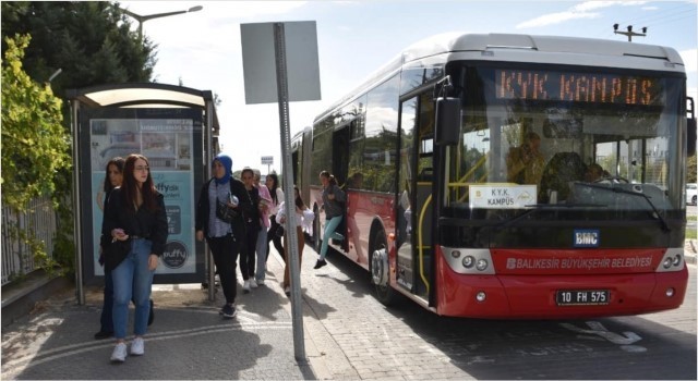 Balıkesir’de üniversitelilerin sınav haftasında ulaşımı ücretsiz Balıkesir’de üniversite öğrnecilerin sınav haftası toplu ulaşım ücretsiz olacak. Balıkesir