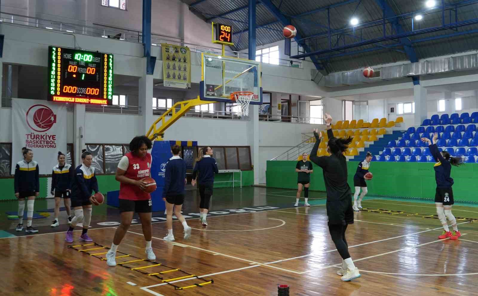 Ferhatoğlu Edremit Belediyesi Gürespor Kadın Basketbol Takımı, 8 Mart Dünya