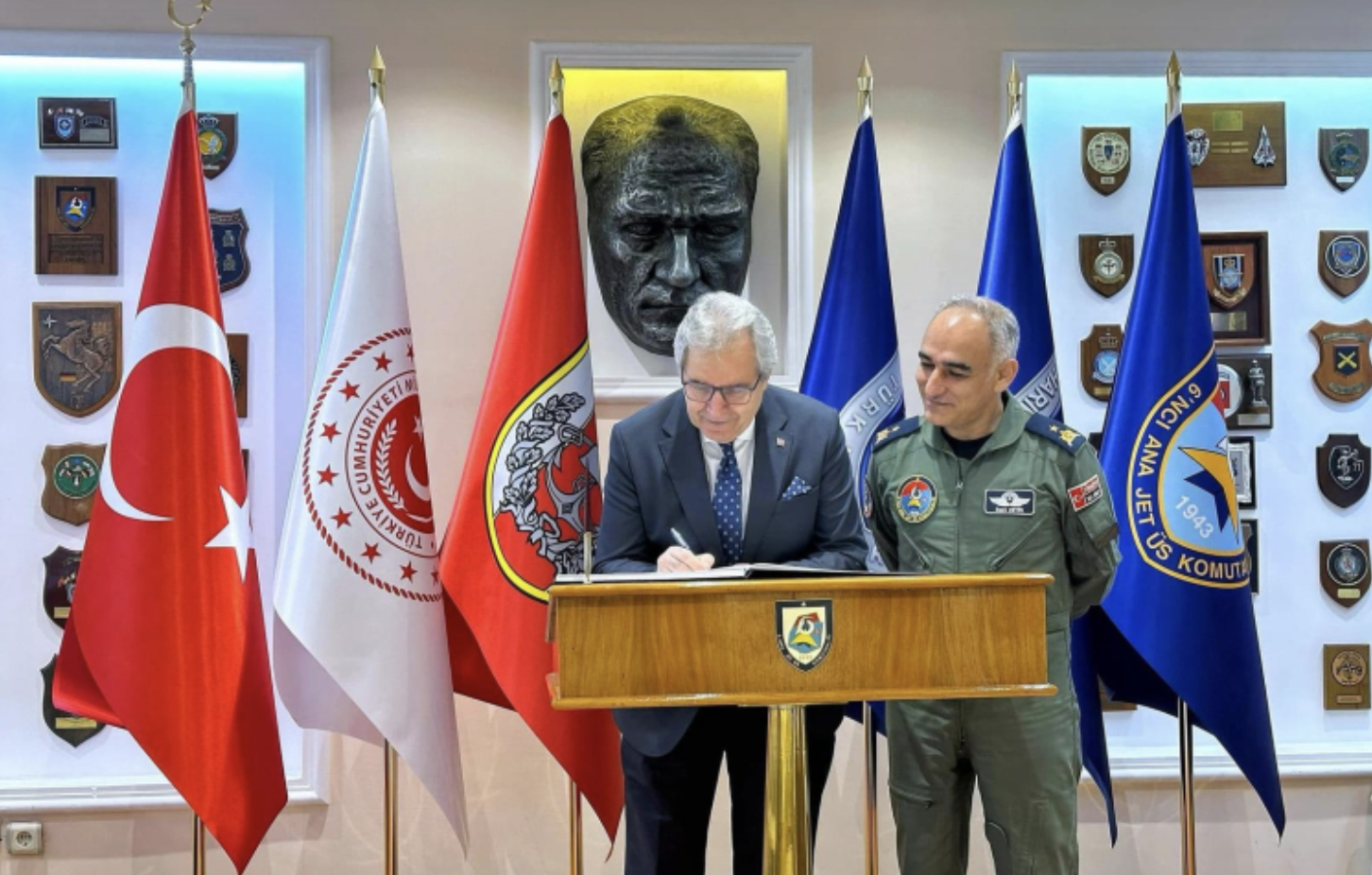 Bandırma Belediye Başkanı Dursun Mirza, Bandırma 6. Ana Jet Üssü