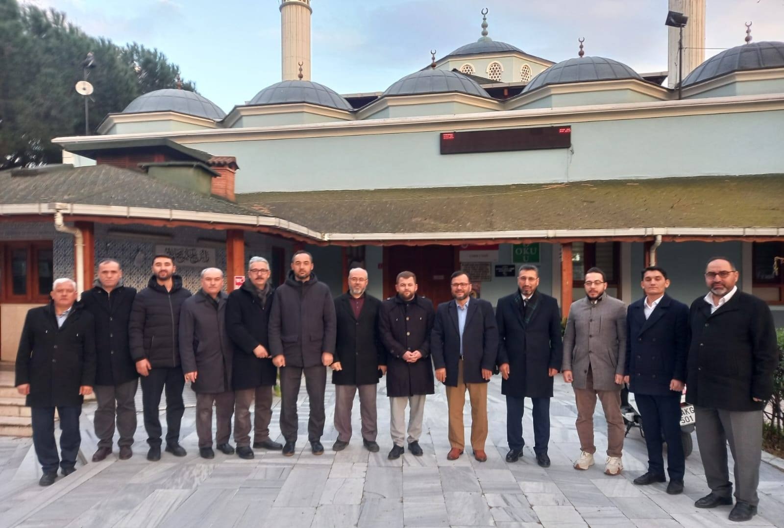 Ramazan ayının manevi atmosferini paylaşmak ve komşuluk bağlarını güçlendirmek amacıyla