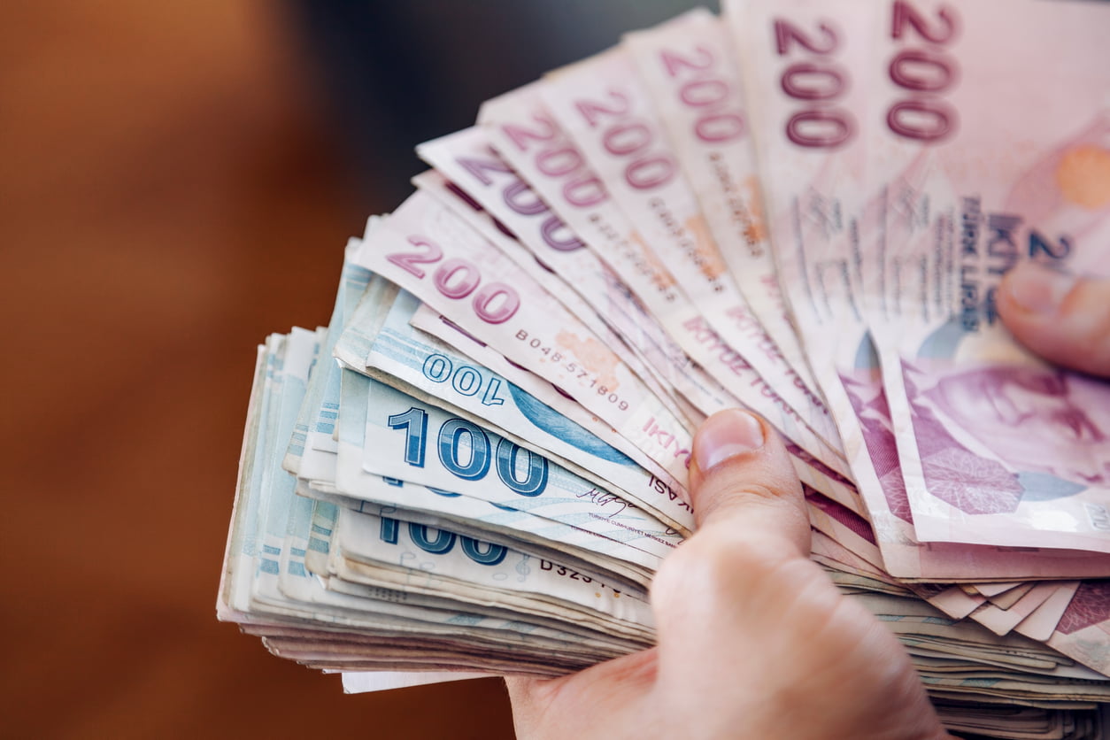 İhtiyaç sahibi vatandaşlara; doğum yardımından öksüz ve yetim yardımına, gıda