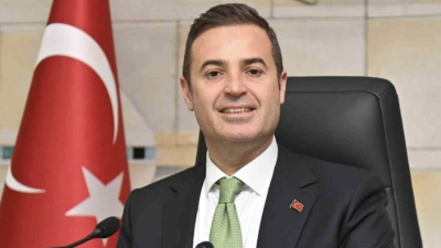 Balıkesir Büyükşehir Belediye Başkanı Ahmet Akın, İstanbul Büyükşehir Belediye Başkanı