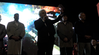 Balıkesir'in Bandırma ilçesinde düzenlenen protesto gösterilerinde dikkat çeken bir olay