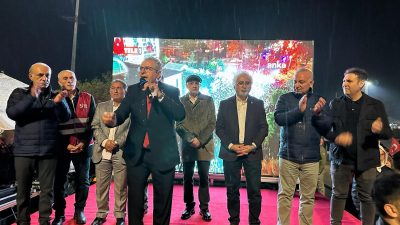 Balıkesir’in Bandırma ilçesinde CHP Bandırma İlçe Teşkilatı öncülüğünde düzenlenen “Özgürlük
