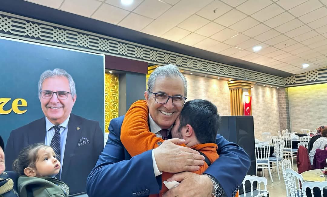 Başkan Mirza Özel Bireyler ve Aileleriyle İftar Programında Buluştu Bandırma Belediyesi tarafından, Kurtuluş Düğün Salonu’nda özel bireyler ve ailelerinin