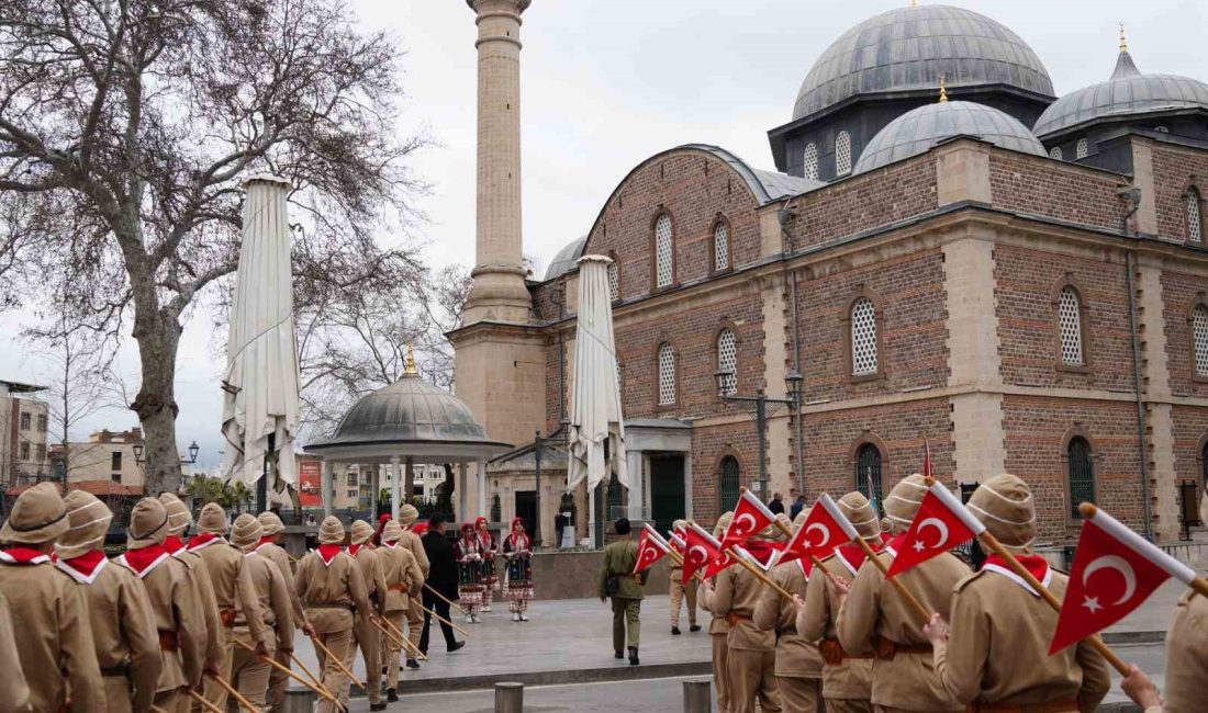 Balıkesir Lisesi keşşafları Çanakkale cephesine uğurlandı Çanakkale Savaşı’nda vatan savunmasına katılan keşşaf (izci) birliğinin tamamı şehit