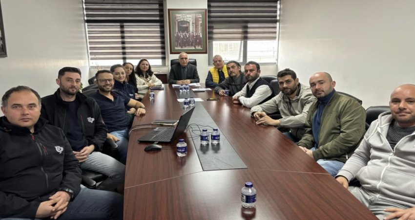 Bandırma Belediyesi’nden Sokak Hayvanlarıyla Mücadele Çalışmaları Bandırma Belediyesi, Valilik ve Bakanlık tarafından başlatılan sokak hayvanlarıyla mücadele