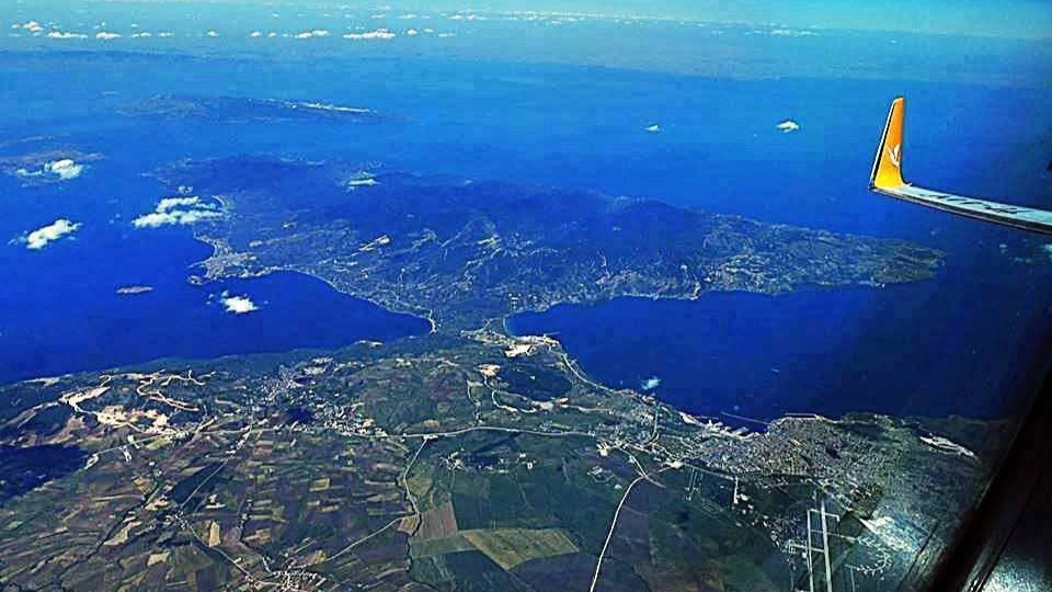 Kapıdağ’da Güneş Enerjisi Santrali Projesi Tartışma Yarattı Kapıdağ’ın Narlı, İlhan ve Doğanlar bölgelerinde kurulması planlanan güneş enerjisi