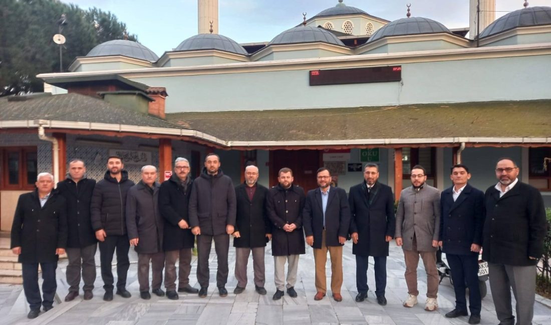 Bandırma Müftüsü, Gönen’de Ramazan Ruhunu Paylaştı Ramazan ayının manevi atmosferini paylaşmak ve komşuluk bağlarını güçlendirmek amacıyla