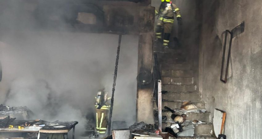 Balıkesir’in Gönen ilçesinde sanayi sitesinde bulunan bir marangoz atölyesinde yangın
