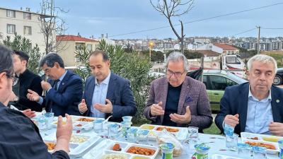 Bandırma Kaymakamı Engin Aksakal ve Bandırma Belediye Başkanı Dursun Mirza,