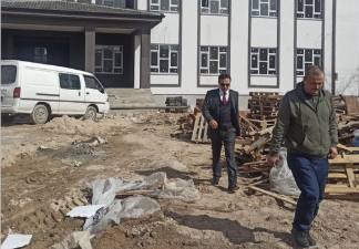 Bandırma İlçe Milli Eğitim Müdürü Mutlu Aslan, ilçede yapımı devam