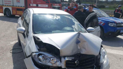 Balıkesir-Bursa kara yolunda, Susurluk otoban bağlantı yol ayrımında meydana gelen
