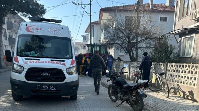 Balıkesir’in Gönen ilçesine bağlı Hasanbey Mahallesi’nde traktör ile motosikletin çarpışması