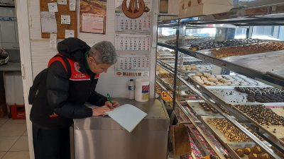 Erdek’te Ramazan ayı dolayısıyla gıda güvenliği denetimleri sıklaştırıldı. İlçe Tarım