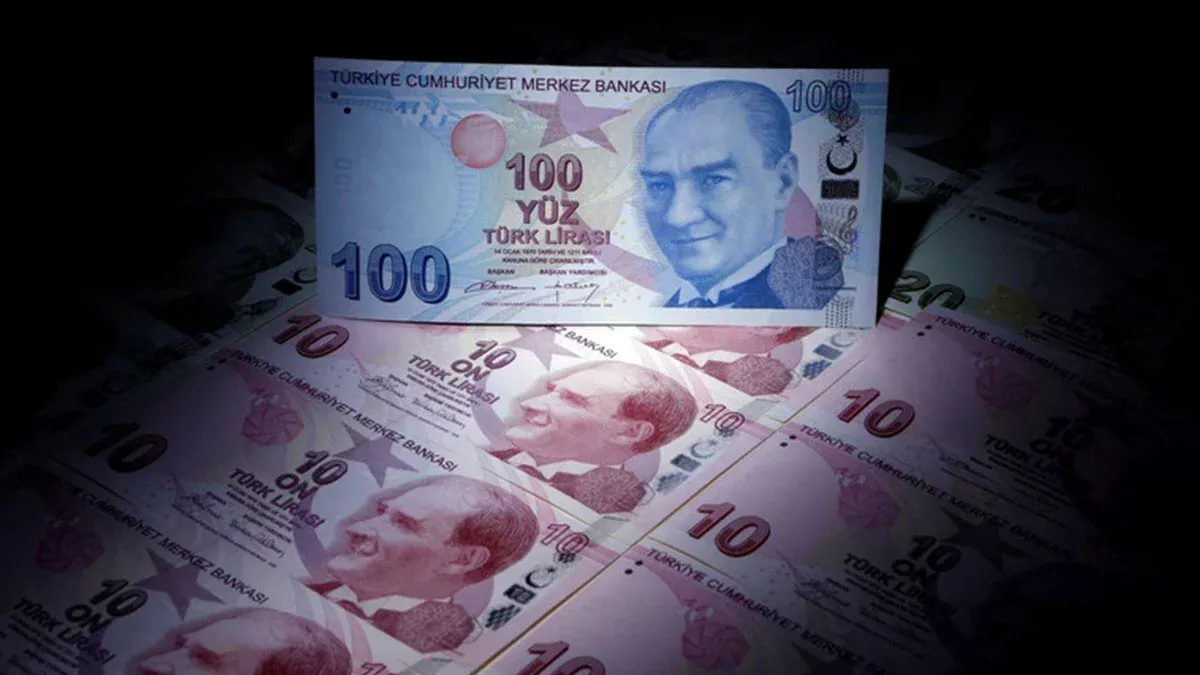 TÜİK’in açıkladığı verilere göre yıllık enflasyon yüzde 39,05’e gerilerken, ekonomistlerden