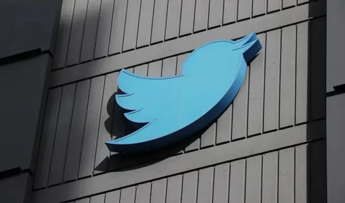 Twitter’ın ikonik kuş logosu satıldı: Fiyatı şaşırttı Elon Musk’ın X’e dönüştürdüğü eski Twitter'ın simgesi olan mavi kuş