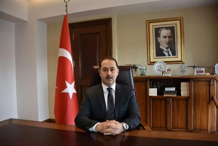 Bandırma Kaymakamı Engin Aksakal’dan 18 Mart Çanakkale Zaferi Mesajı Bandırma Kaymakamı Engin Aksakal, 18 Mart Çanakkale Zaferi’nin 110. yıl