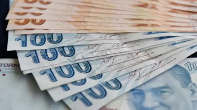 Emekliler için bayram ikramiyesinde fark ödeme tarihi belli oldu. SGK'dan