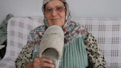 Denizli'de akşam dışarı çıkmak isteyen torunu Asiye Vural'a (18) engel