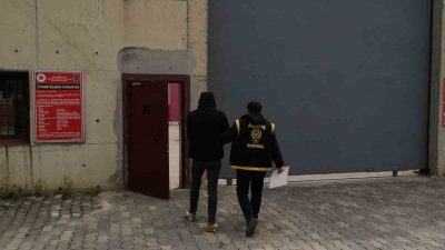 Balıkesir’de polis ekipleri hapis cezası olup firari durumda olan şahıslara