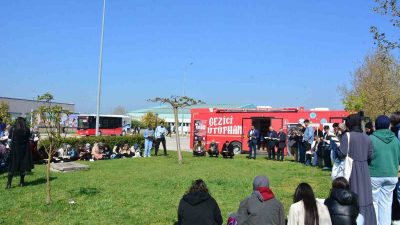 Kültür ve Turizm Bakanlığı öncülüğünde "81 İlde Aynı Anda Kitap